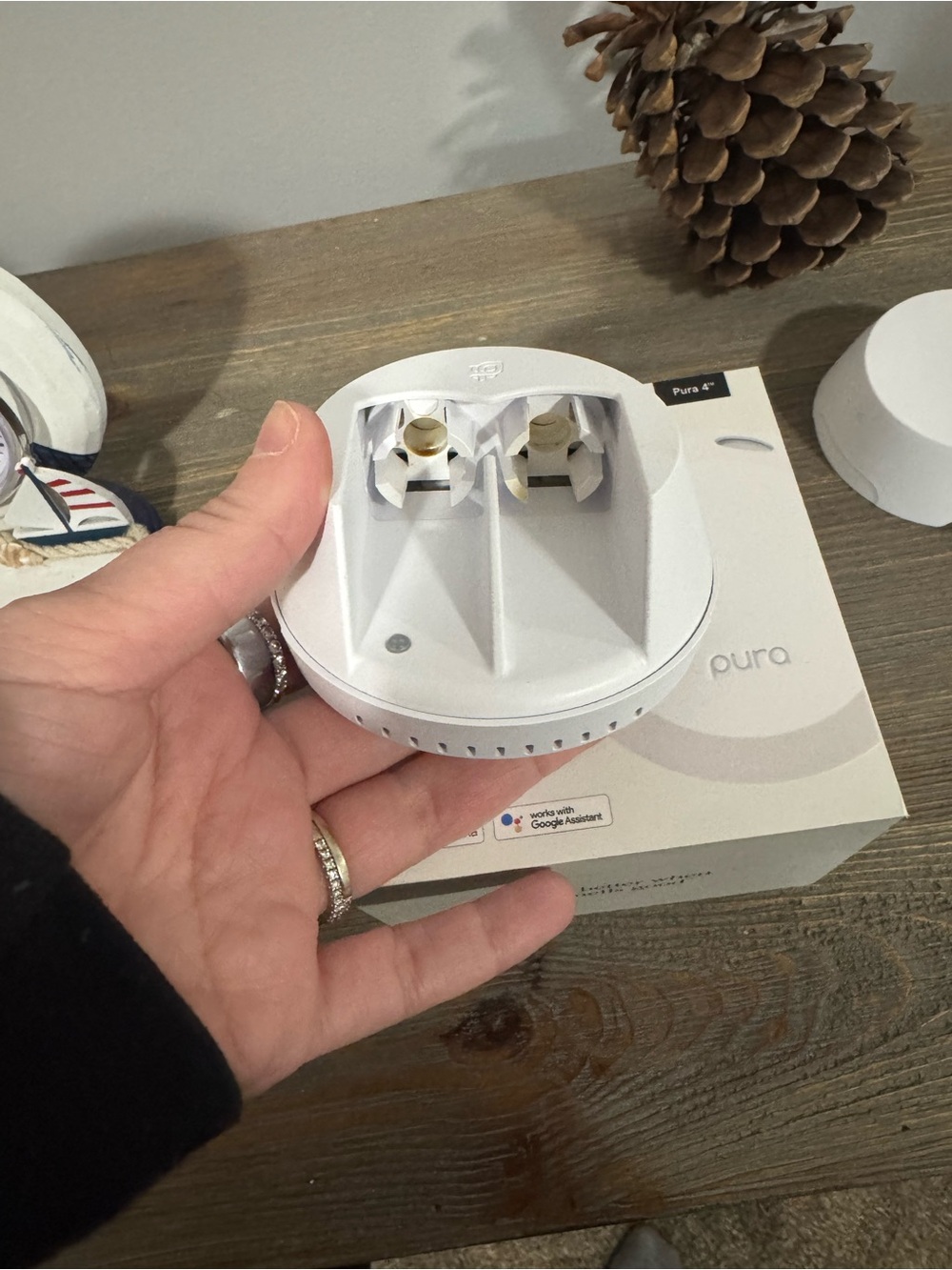 3- Pura Smart Fragrance Diffuser - White - Picture 7 of 8